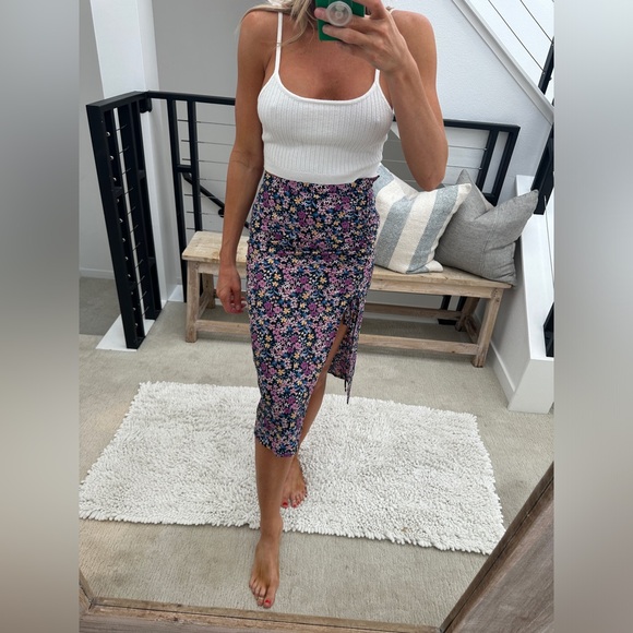 SHEIN Dresses & Skirts - SHEIN purple floral midi high waist skirt summer beach casual event party XS